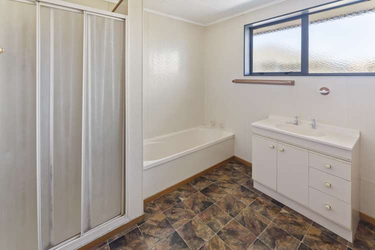 15 Ann Bird Court Stoke_12