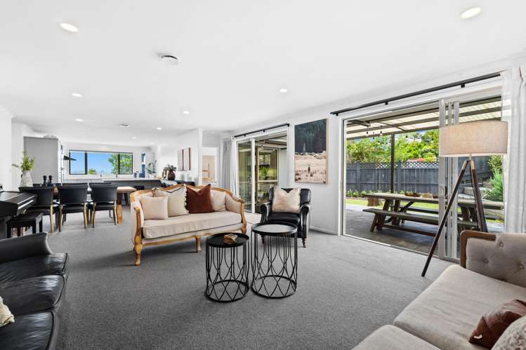 23 Pebble Beach Boulevard Kamo_11