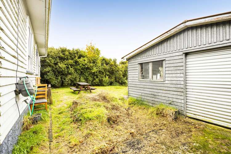 70 Pembroke Road West Stratford_2
