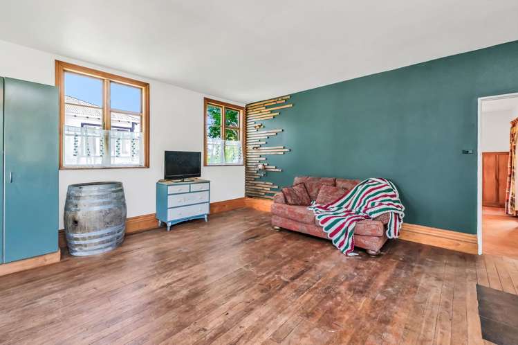 1349 The Lake Road Leeston_13