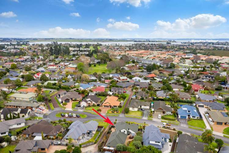 30 Lothian Brae Wattle Downs_17