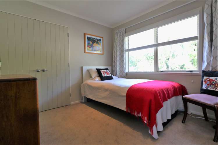 81 Lincoln Road Carterton_13