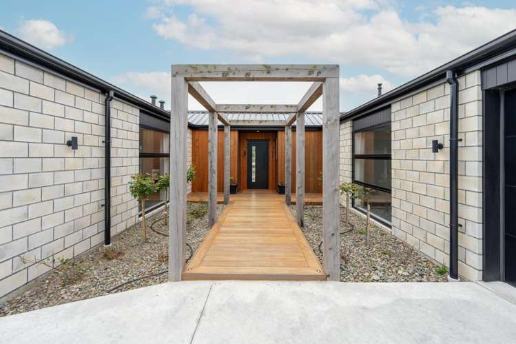 19 Carex Grove_3