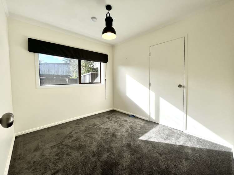 1 Forest Glen Orewa_11