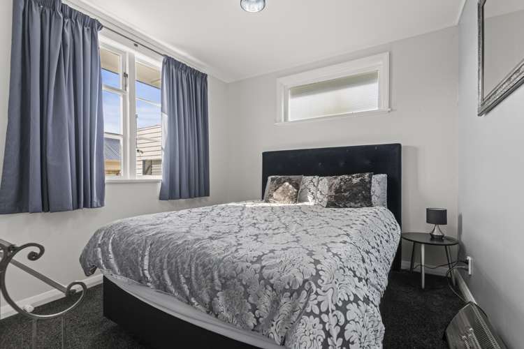 44 Holland Crescent Bulls_9