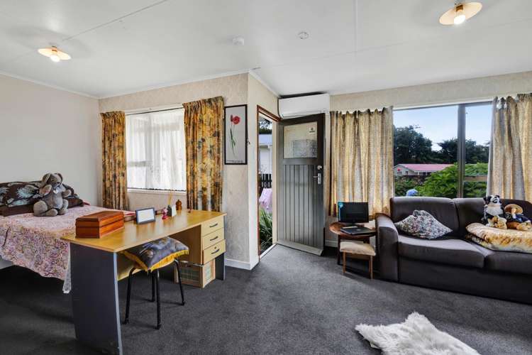 8B-8C Oswald Place Stratford_7