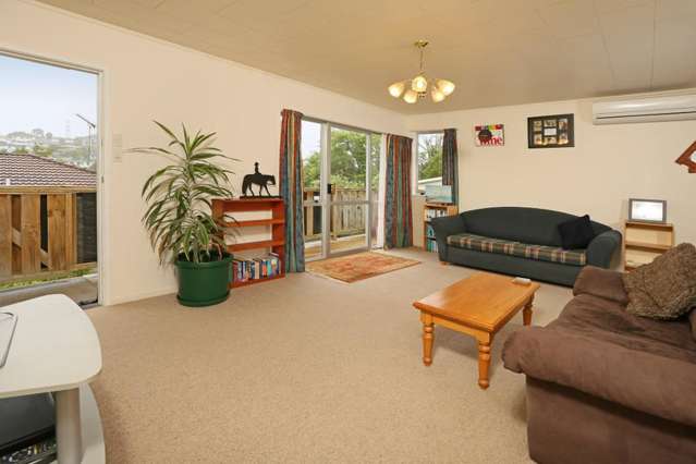 13 Garton Drive Massey_4