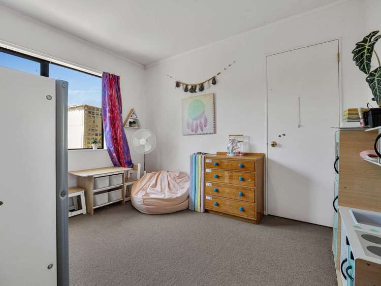 14 Bronte Place Owhata_11