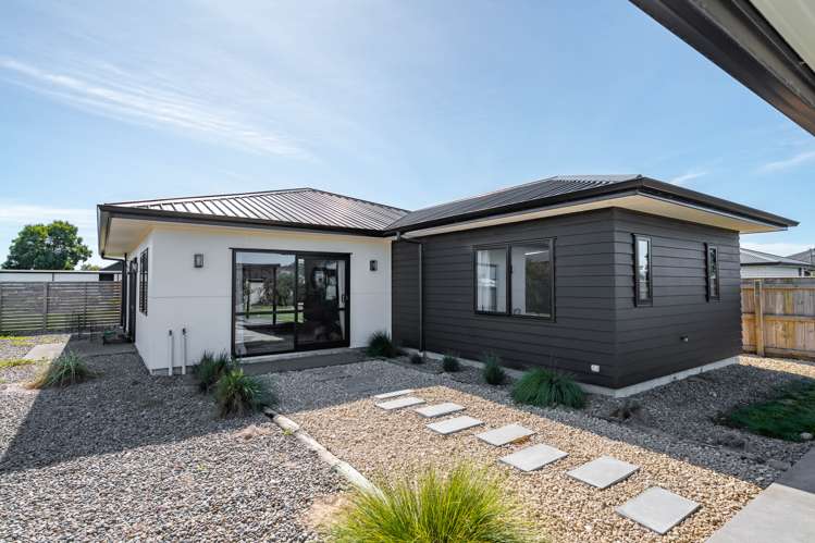 35 Gimson Street Solway_15