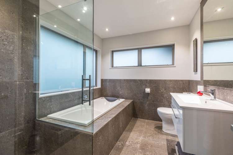 25 Sovereign Street Flat Bush_11