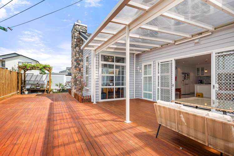 2 Piringa Street Flat Bush_21