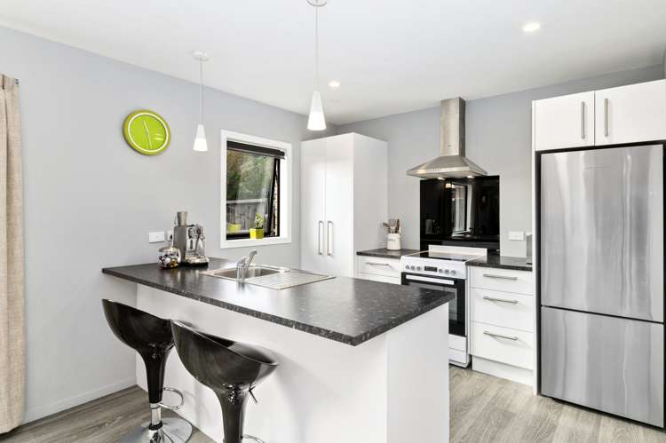 25 Mahia Lane Waikanae_4