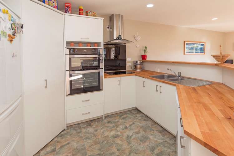 25 Palmgreen Court Stanmore Bay_11