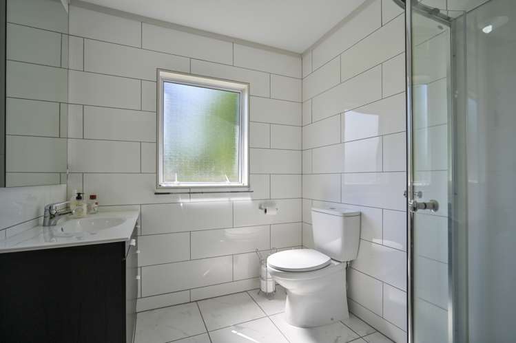 418 Portsmouth Road Flaxmere_13