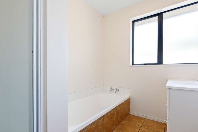 174b Mcgregors Road Linwood_8