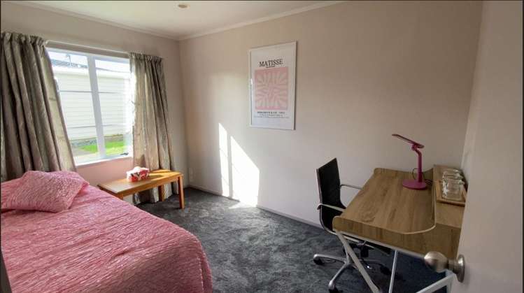 8A Melandra Road Stanmore Bay_13