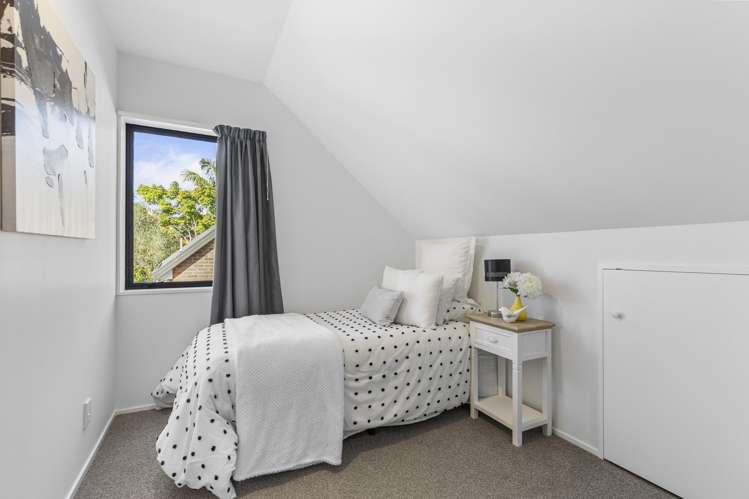 Unit 17/37 Fields Parade Oteha Valley_14