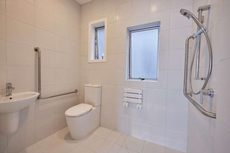 20 Newton Road Newton_8