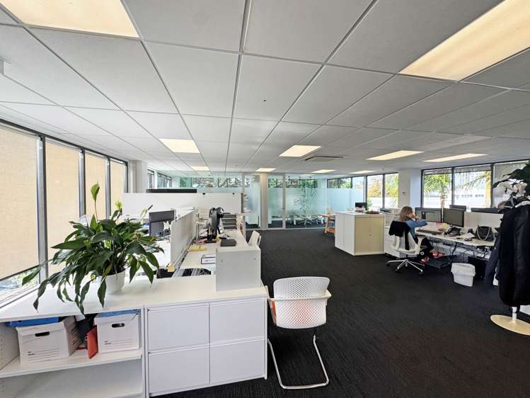 Level 2/132 Hurstmere Road Takapuna_6