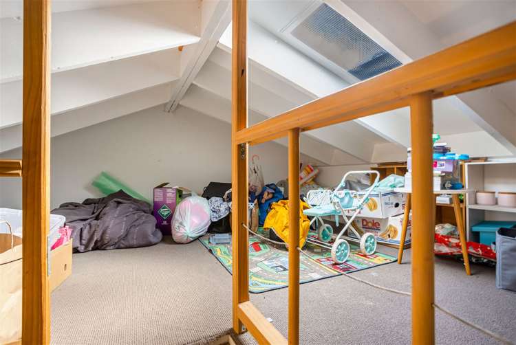 1260 Huia Road Huia_9