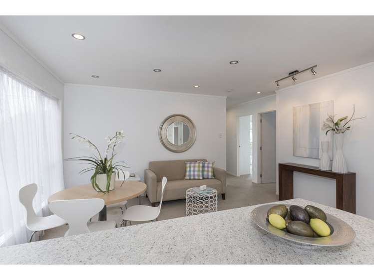 61 Glendale Road Glen Eden_8