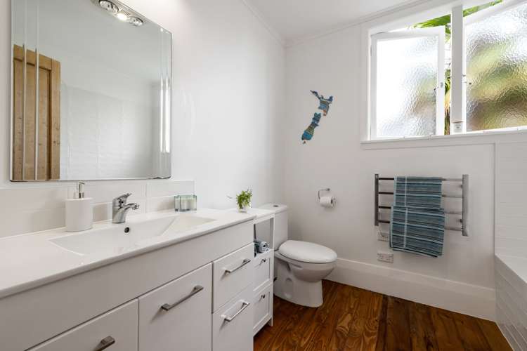 13 Saint Winifreds Avenue Hamilton East_20