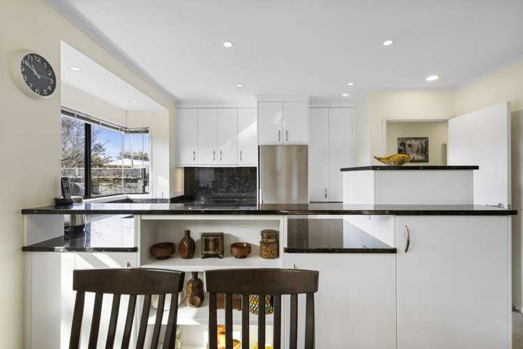 3b Ross Crescent Orewa_8