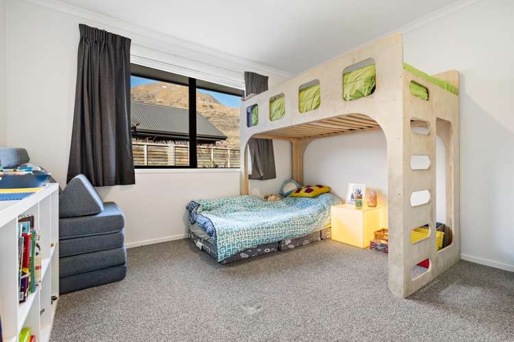 21 Marston Road Lower Shotover_11