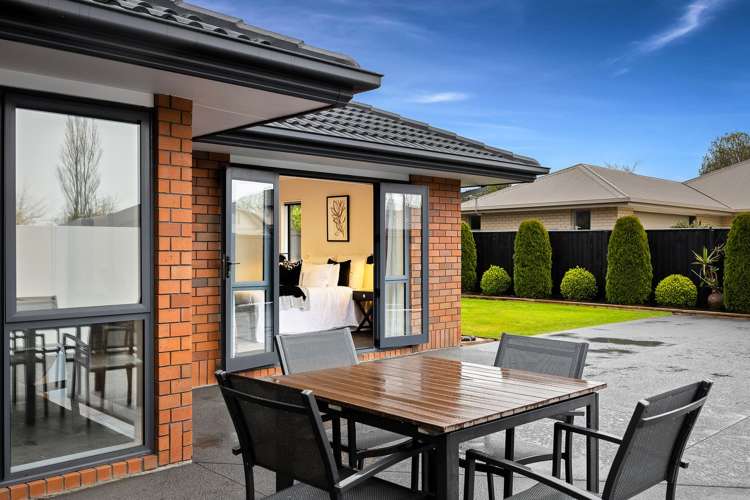 16 Anglem Way Northwood_16