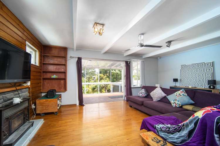 73 Barrys Road Glendene_10