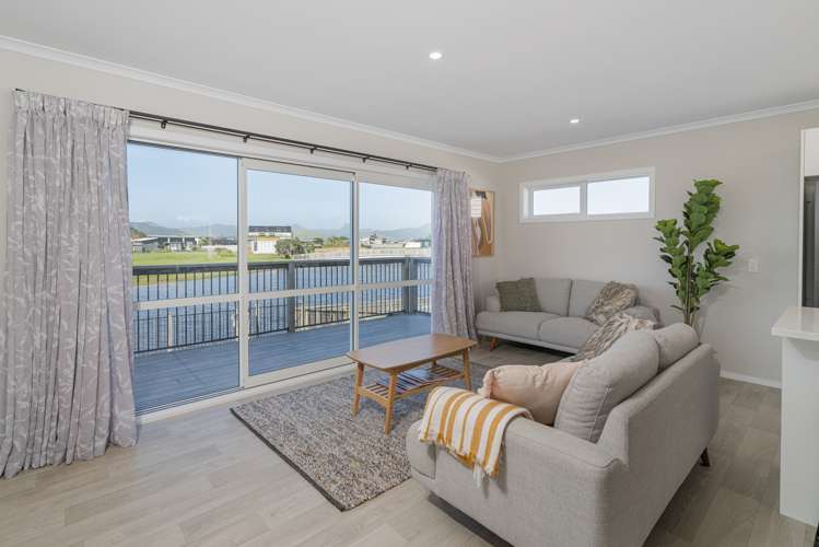 114 The Fairway Matarangi_7