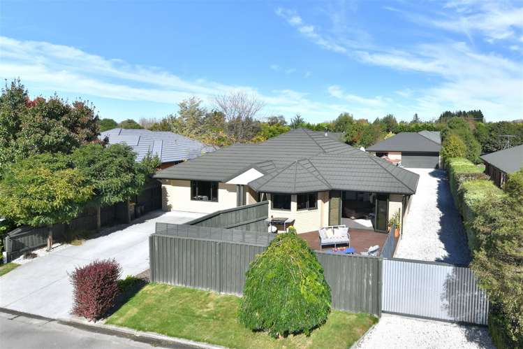 10 Paget Drive Woodend_12