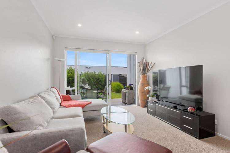 26A Taikura Avenue Red Beach_2