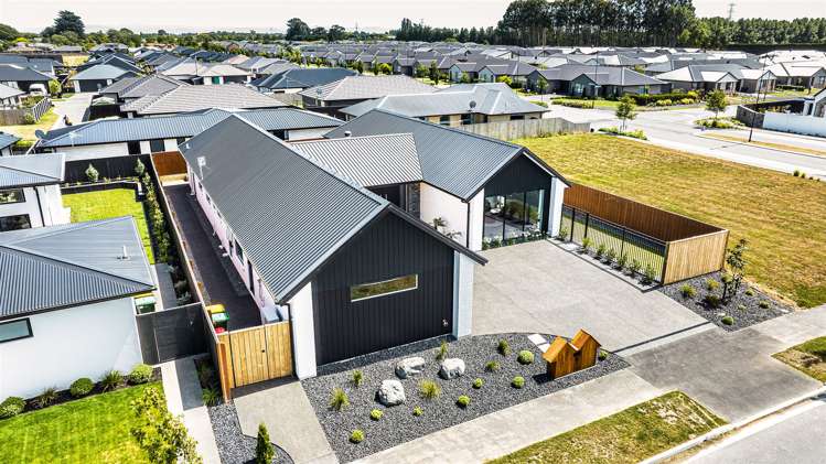 4 Alan James Lane Prebbleton_27