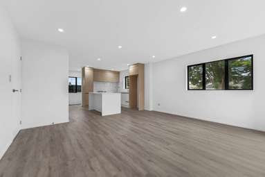 115a Russel Road_4