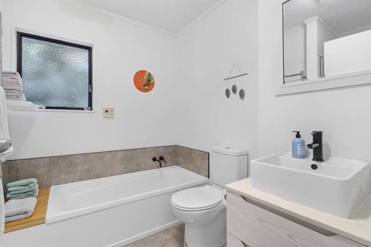 2/20 Bannerman Road Morningside_17