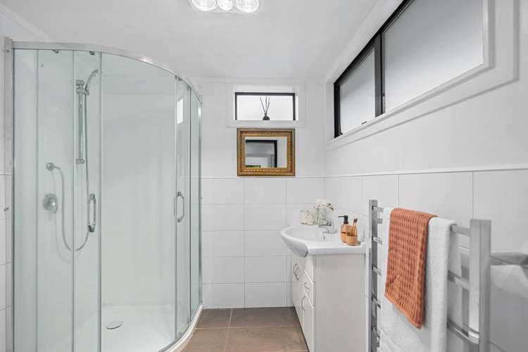 35 Pluto Place Beach Haven_14