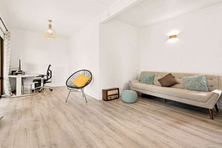 2/41 Jacaranda Avenue Beach Haven_28