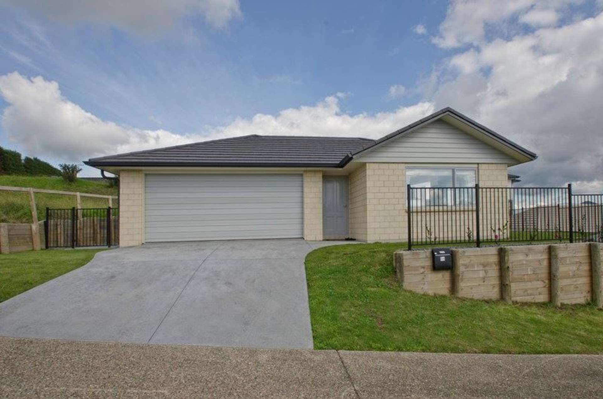 56 Mortlake Heights Pyes Pa_0