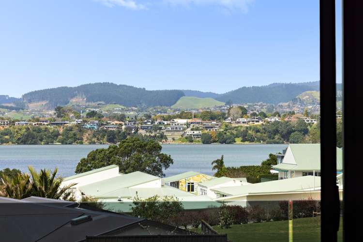 39a Grace Road Avenues_17