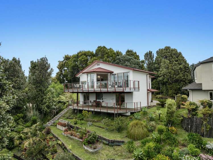8 Crestwood Rise Whakatane_14