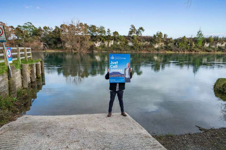 1659 River Road Broadlands_12