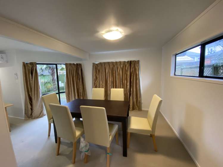 8E Rangiatea Rd 1662_3