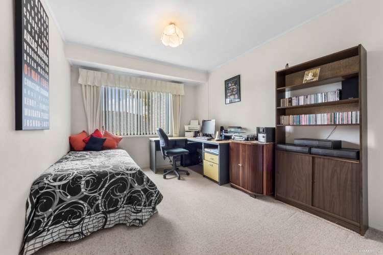 15 Wairata Place Te Atatu South_11