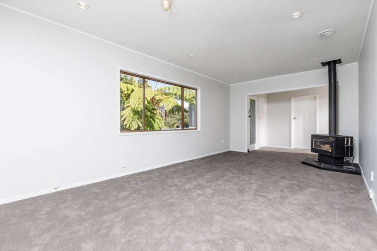 1/37 Camrose Place Glenfield_5