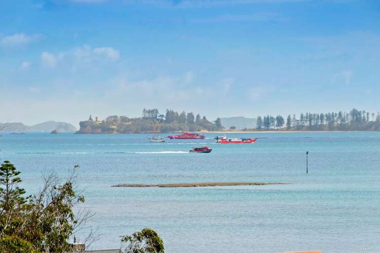 6 Embling Place Eastern Beach_5