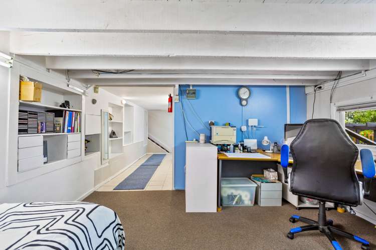 275 Hillsborough Road Hillsborough_11