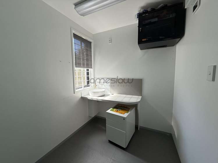 512 East Coast Road Windsor Park_6