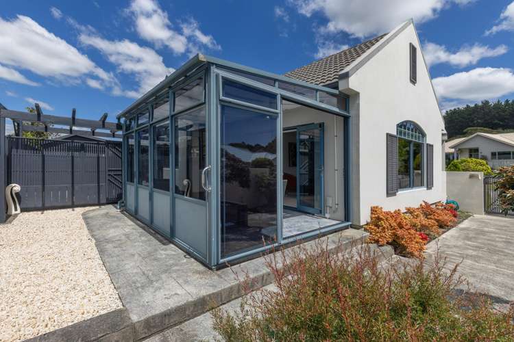 6 Mariners Way Whitby_25