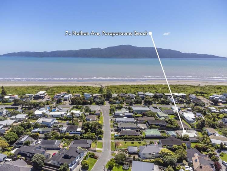 7B & C Nathan Avenue Paraparaumu Beach_0